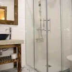 Sobrado 3* Porta